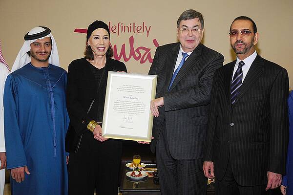 <font size=-5>©  ShamrockPhoto/ Norbert Kesten</font>