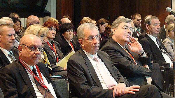 <font size=-5>©  DRV</font>